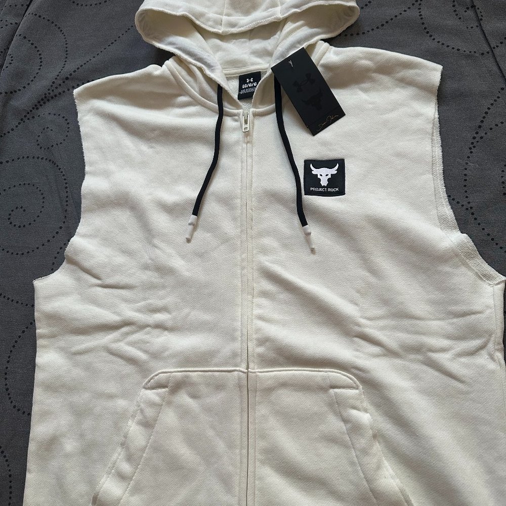 UNDER ARMOUR THE ROCK SLEEVELESS HOODIE SIZE 2XL OR L MEN $75